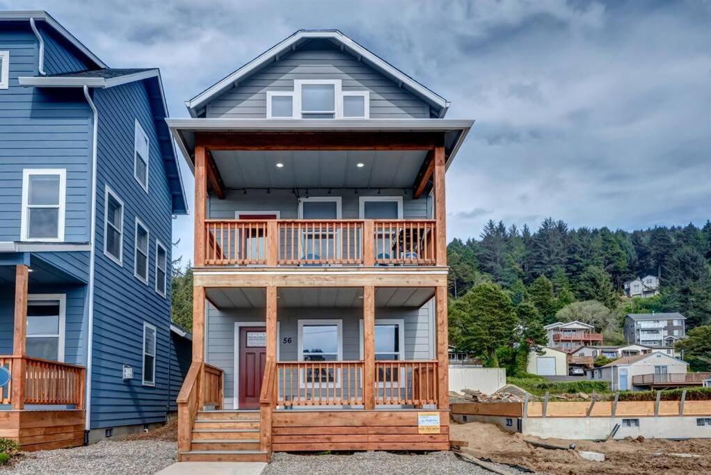 דיפו ביי New Tri-Level Home With Ocean View And 3 En-Suite Bedrooms! מראה חיצוני תמונה